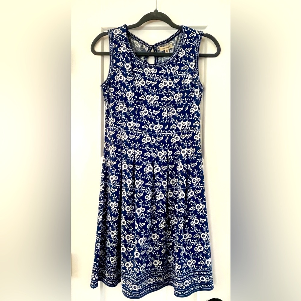 Max studio xs navy sleeveless dress